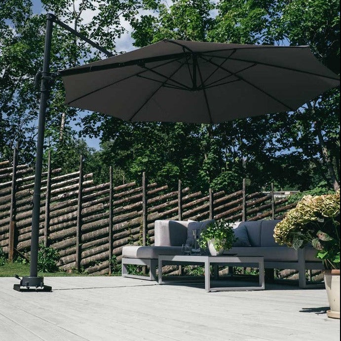 Sonnenschirmständer Ampelschirm Holzterrasse, mattschwarz, Metall